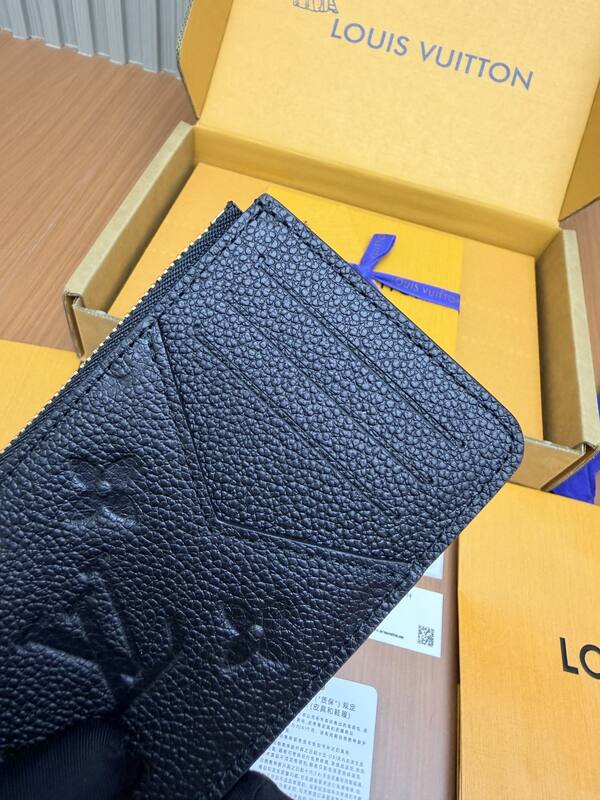 Louis Vuitton M81883 Black Monogram Empreinte everyday — Premium Replica