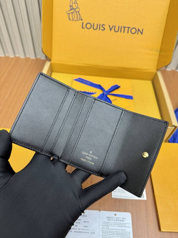Louis Vuitton M68704 Monogram Canvas everyday — Premium Replica