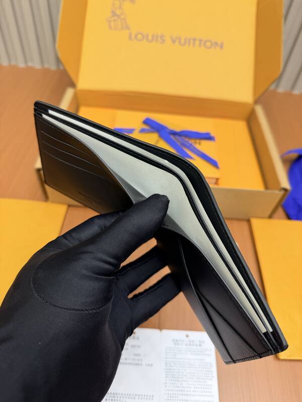 Louis Vuitton M26744 Black Monogram Eclipse everyday — 1:1 Replica