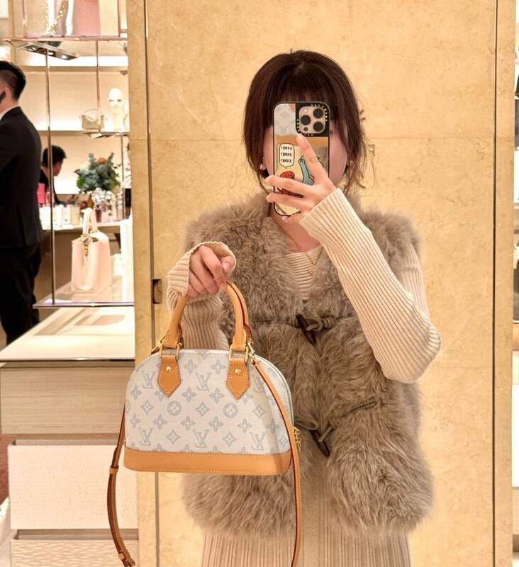 Louis Vuitton Speedy Bandouli re 25 Monogram Denim Beige 25 everyday — Top Quality Replica