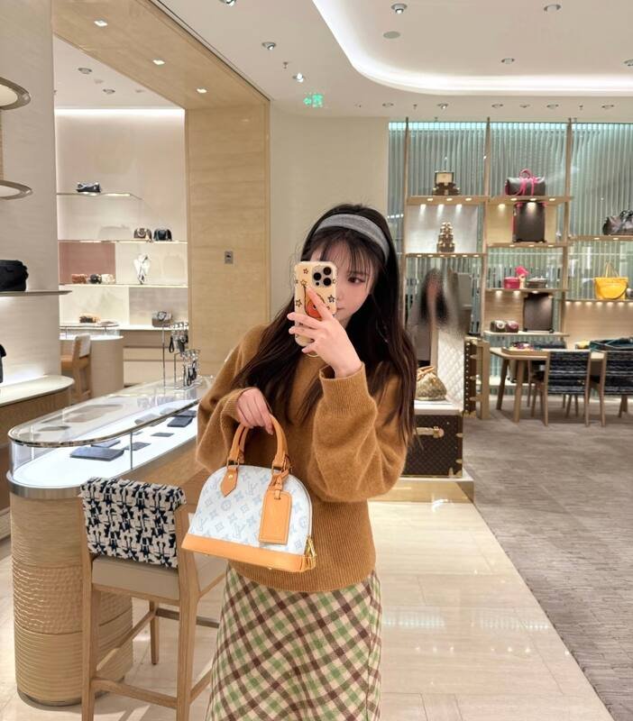 Louis Vuitton Speedy Bandouli re 25 Monogram Denim Beige 25 everyday — Top Quality Replica