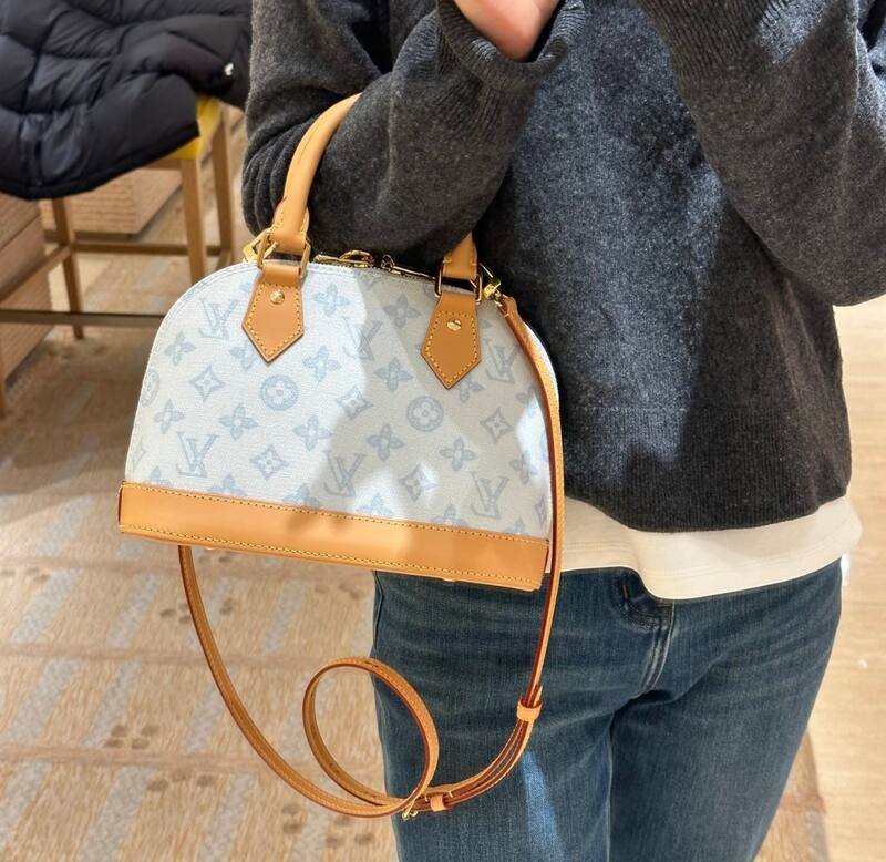 Louis Vuitton Speedy Bandouli re 25 Monogram Denim Beige 25 everyday — Top Quality Replica