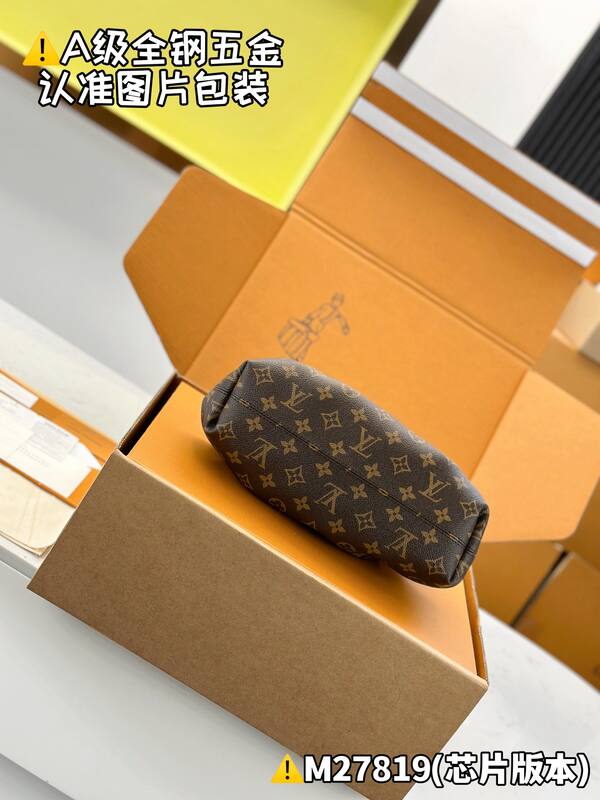 Louis Vuitton M27819 Monogram shoulder — 1:1 Replica