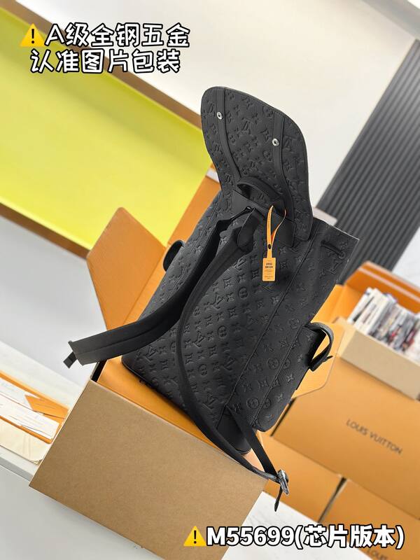Louis Vuitton M55699 Black Monogram Empreinte travel — AAA Quality Replica