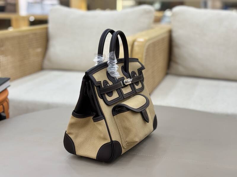 Hermes Cargo 25 Beige canvas and dark brown leather handbag — Top Quality Replica