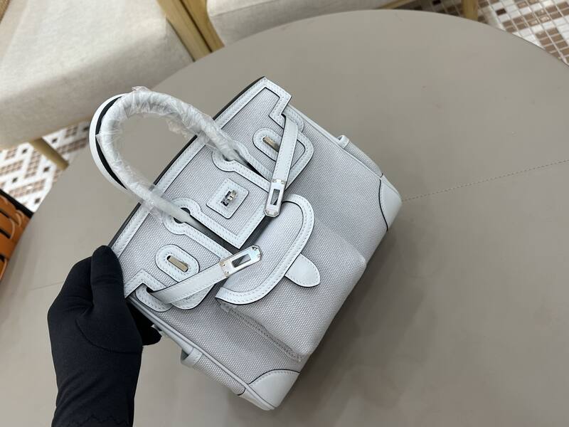 Hermes Birkin Cargo Light Grey Canvas everyday — Premium Replica