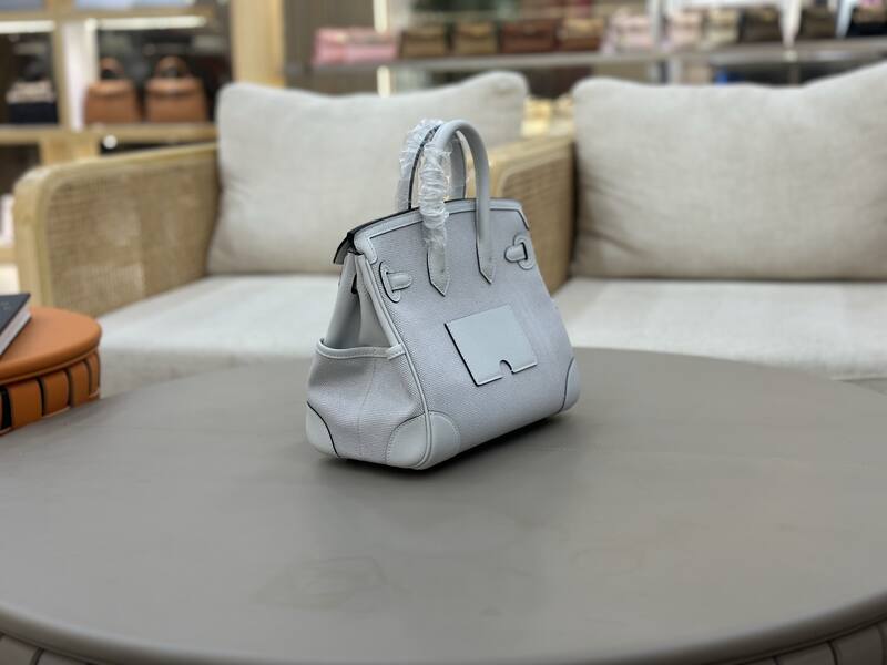 Hermes Birkin Cargo Light Grey Canvas everyday — Premium Replica