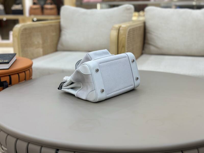 Hermes Birkin Cargo Light Grey Canvas everyday — Premium Replica