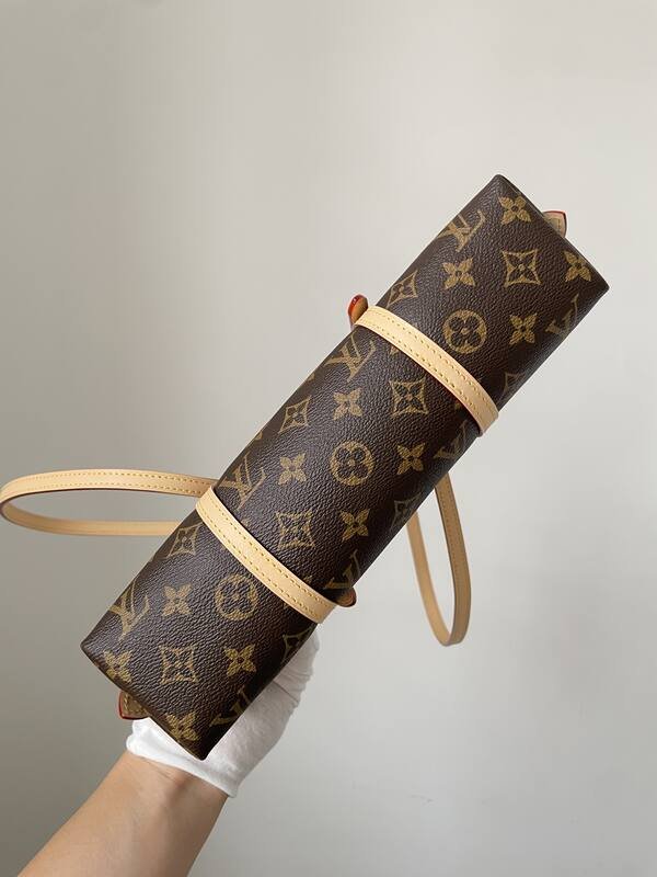 Louis Vuitton Squire East West Monogram Canvas shoulder — AAA Quality Replica
