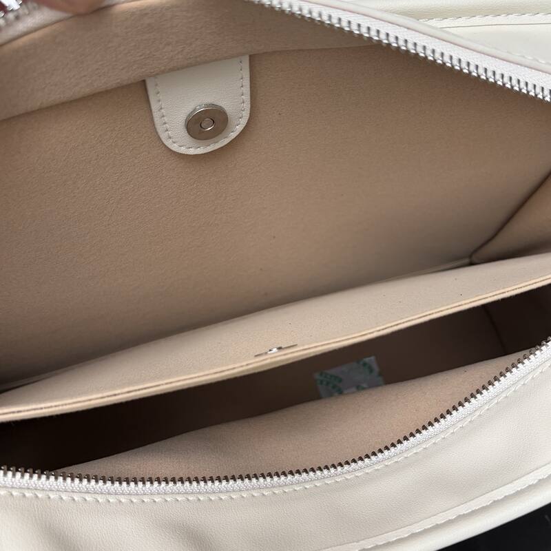 Loewe Off-white leather work — Top Quality Replica