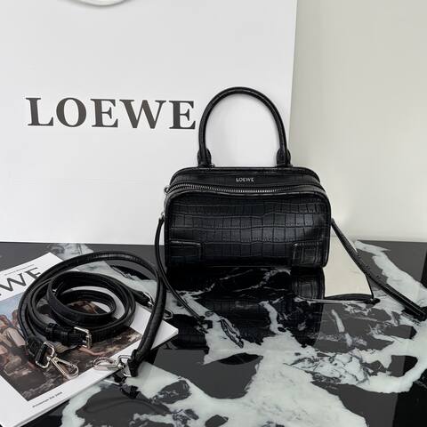 Loewe Black 25x18x10cm shoulder bag 1 1 Replica