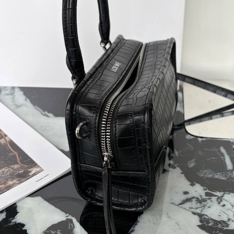 Loewe Black 25x18x10cm shoulder bag — 1:1 Replica