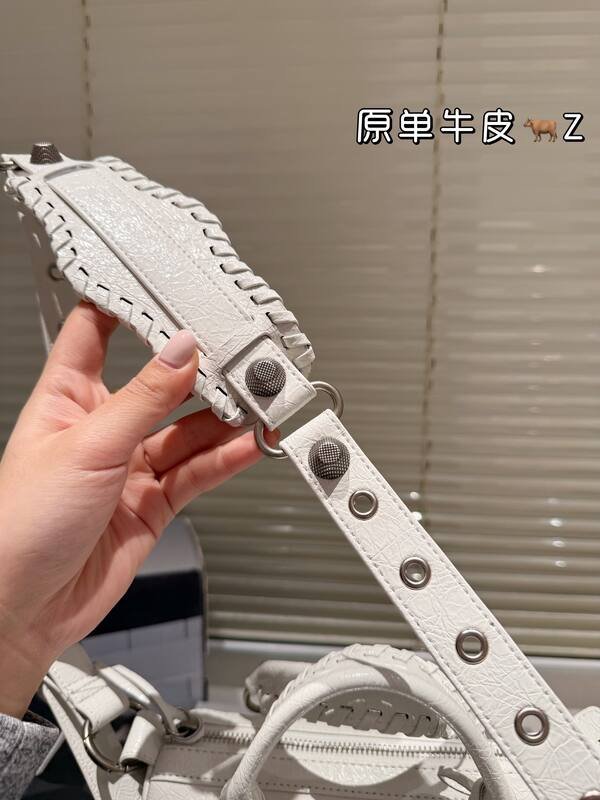 Balenciaga Le Cagole White shoulder bag — Top Quality Replica