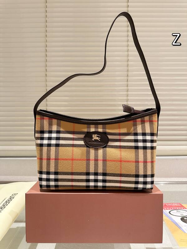 Burberry Brown 25x18x10cm shoulder bag — Top Quality Replica