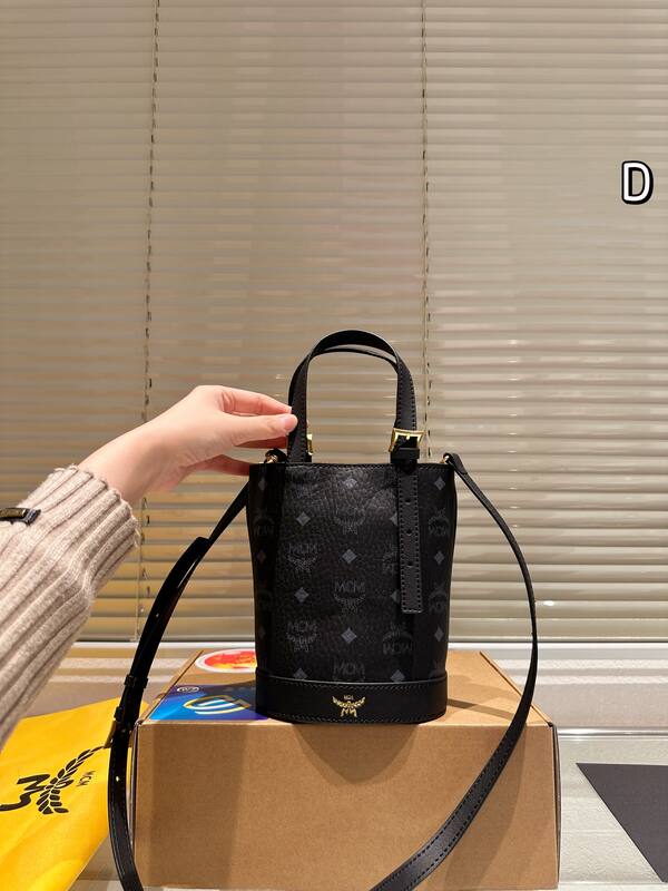 MCM Monogram shoulder bag — 1:1 Replica