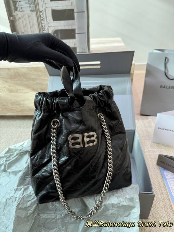 Balenciaga Black shoulder bag — Top Quality Replica
