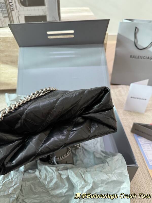 Balenciaga Black shoulder bag — Top Quality Replica