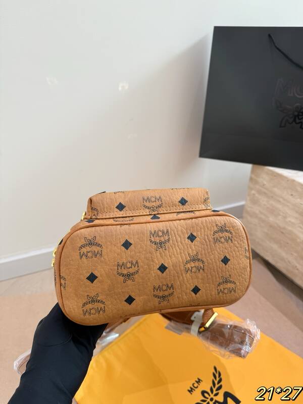 MCM Stark Cognac Visetos 21*27cm backpack — Premium Replica