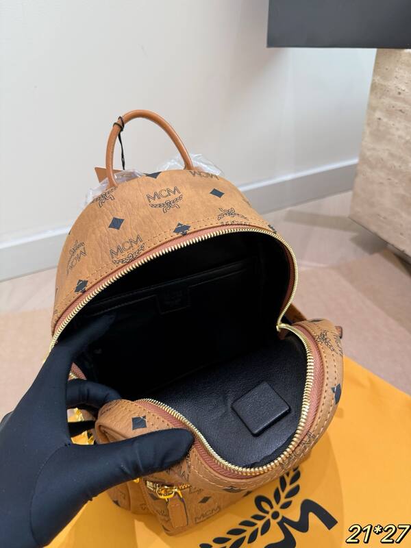 MCM Stark Cognac Visetos 21*27cm backpack — Premium Replica