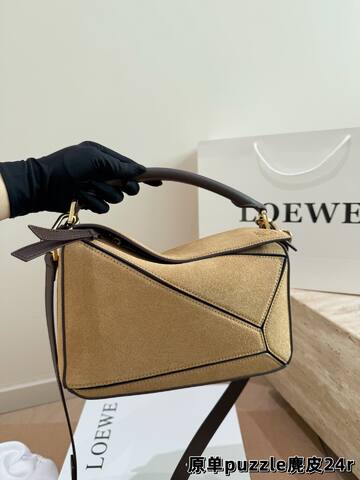 Loewe Brown shoulder bag 1 1 Replica