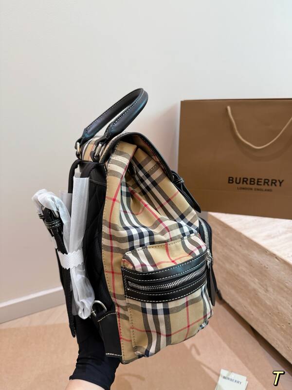 Burberry Black 25x18x10cm shoulder bag — 1:1 Replica