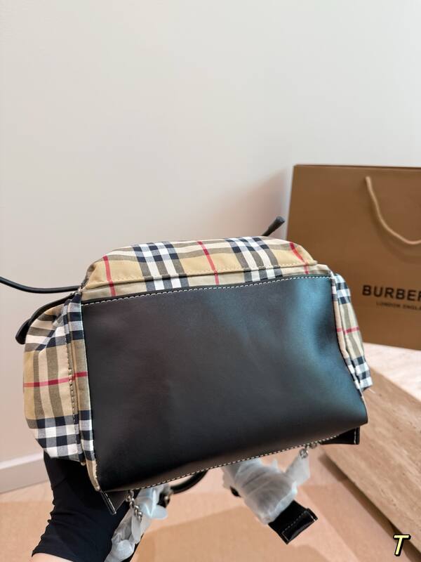 Burberry Black 25x18x10cm shoulder bag — 1:1 Replica