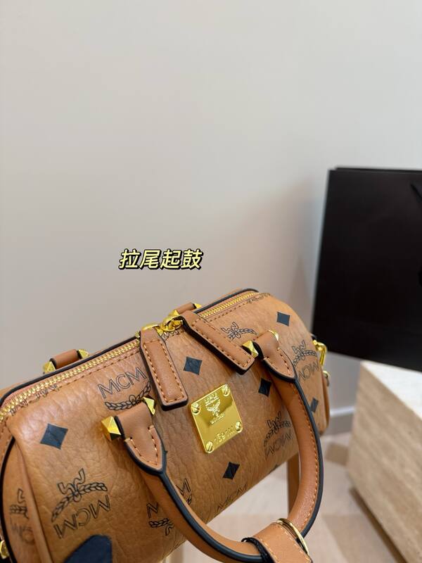 MCM Visetos shoulder bag — 1:1 Replica