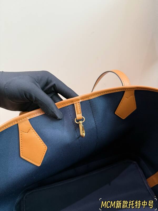 MCM Toni Visetos shoulder bag — Premium Replica
