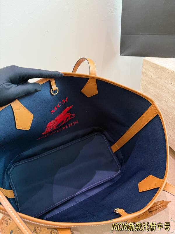 MCM Toni Visetos shoulder bag — Premium Replica