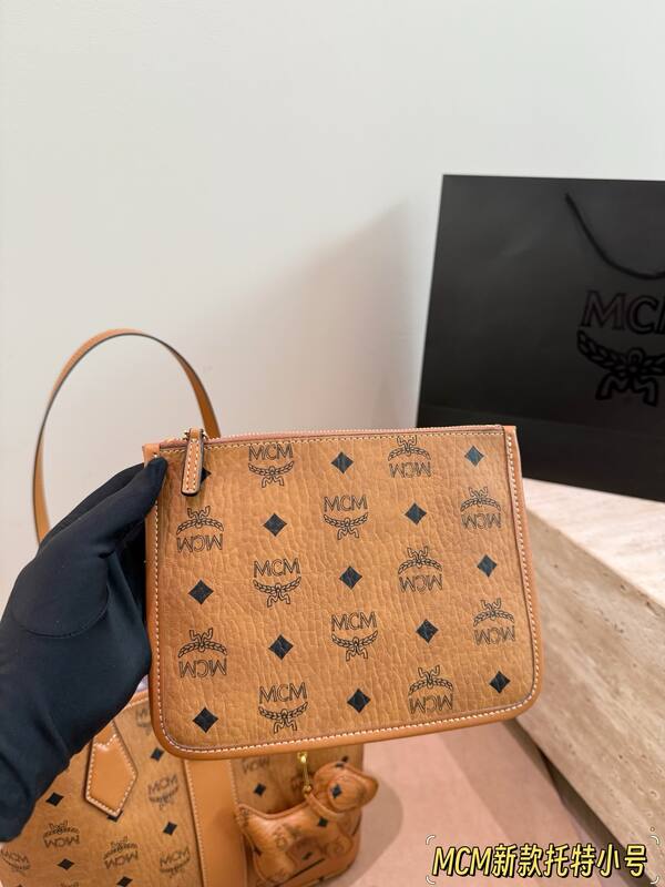 MCM Visetos 25x18x10cm shoulder bag — 1:1 Replica