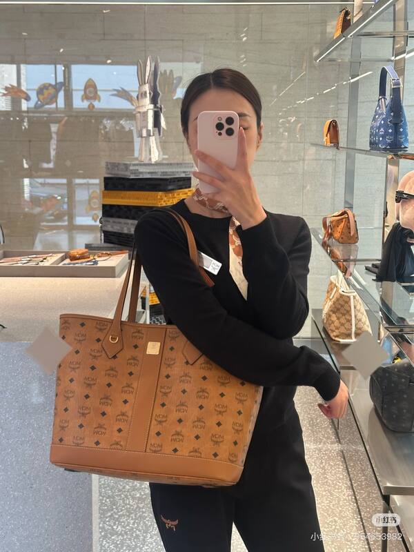MCM Visetos shoulder bag — AAA Quality Replica
