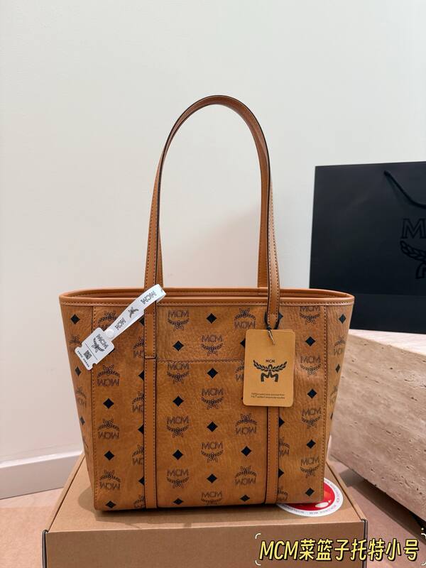 MCM Toni Visetos shoulder bag — AAA Quality Replica