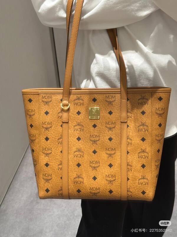 MCM Toni Visetos shoulder bag — Top Quality Replica