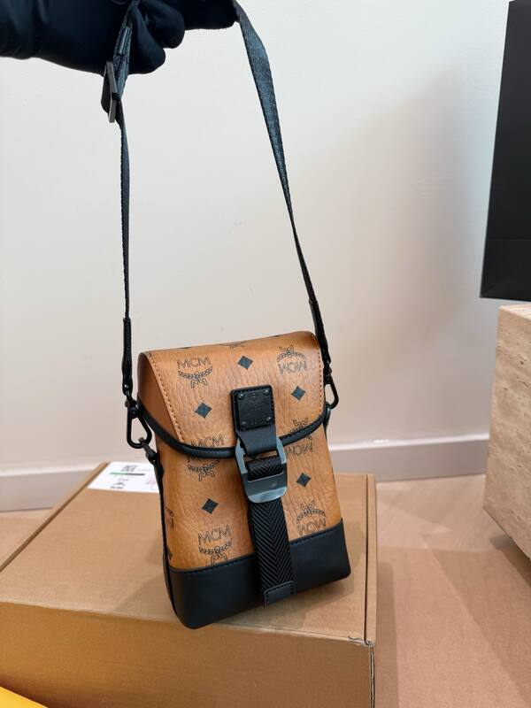 MCM Visetos shoulder bag — 1:1 Replica