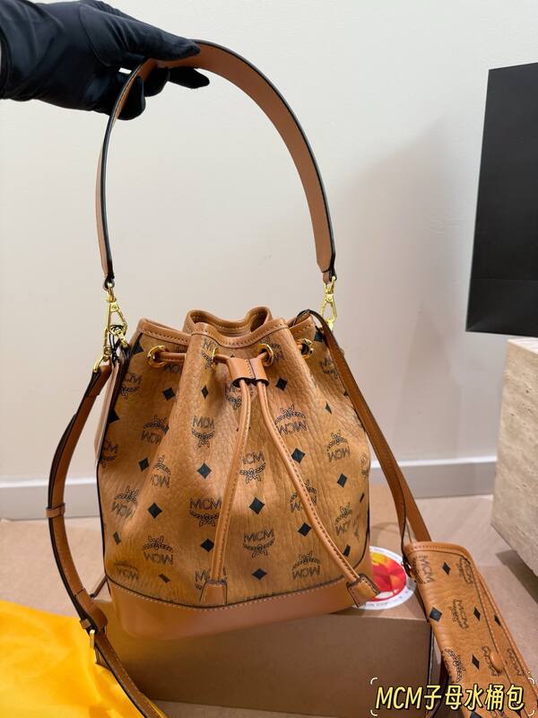 MCM Monogram shoulder bag — 1:1 Replica