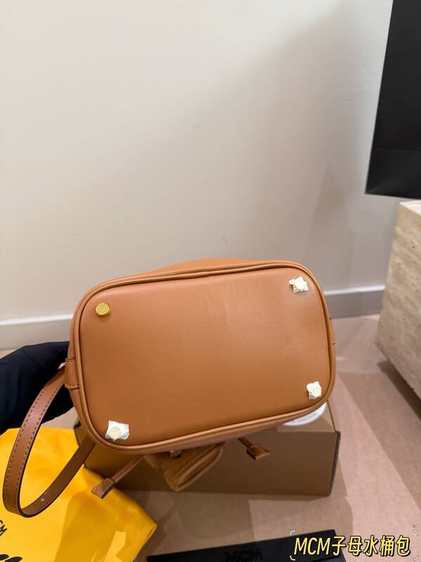 MCM Monogram shoulder bag — 1:1 Replica