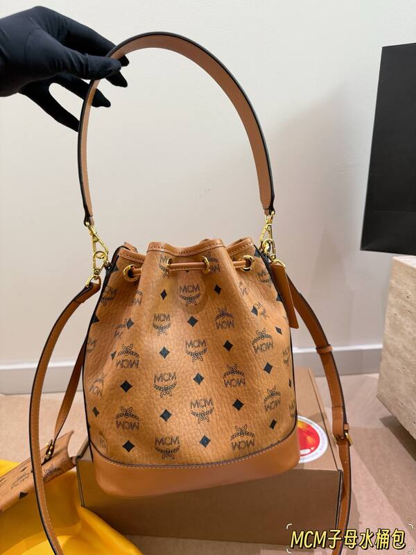 MCM Monogram shoulder bag — 1:1 Replica