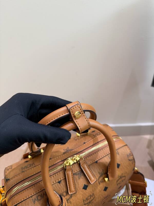 MCM Monogram 25x18x10cm shoulder bag — AAA Quality Replica