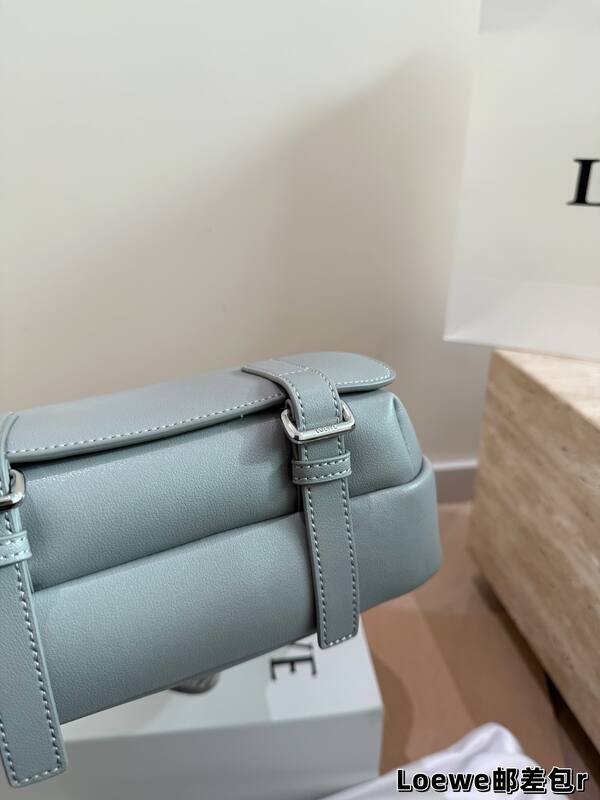 Loewe Gray shoulder bag — AAA Quality Replica