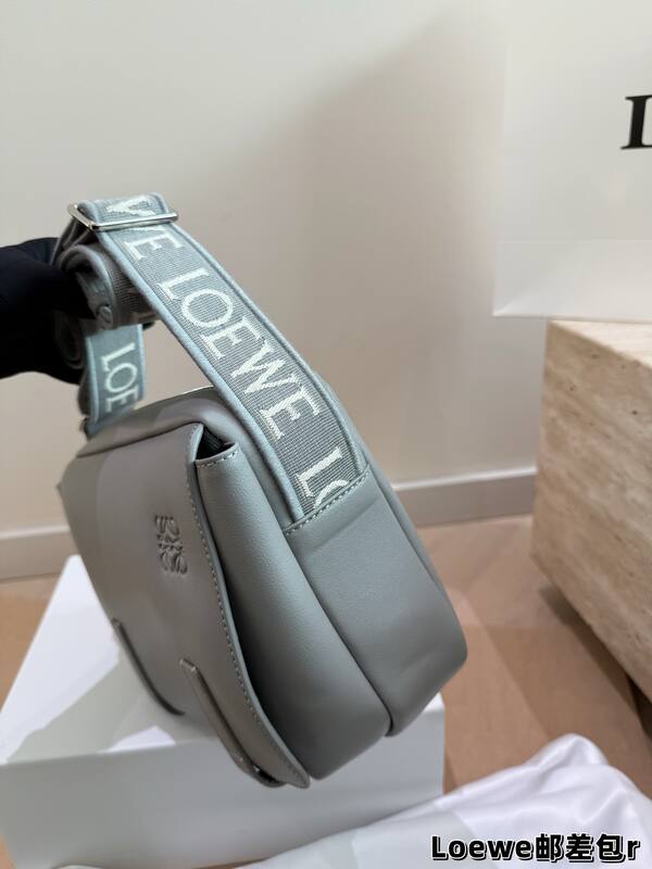 Loewe Gray shoulder bag — AAA Quality Replica