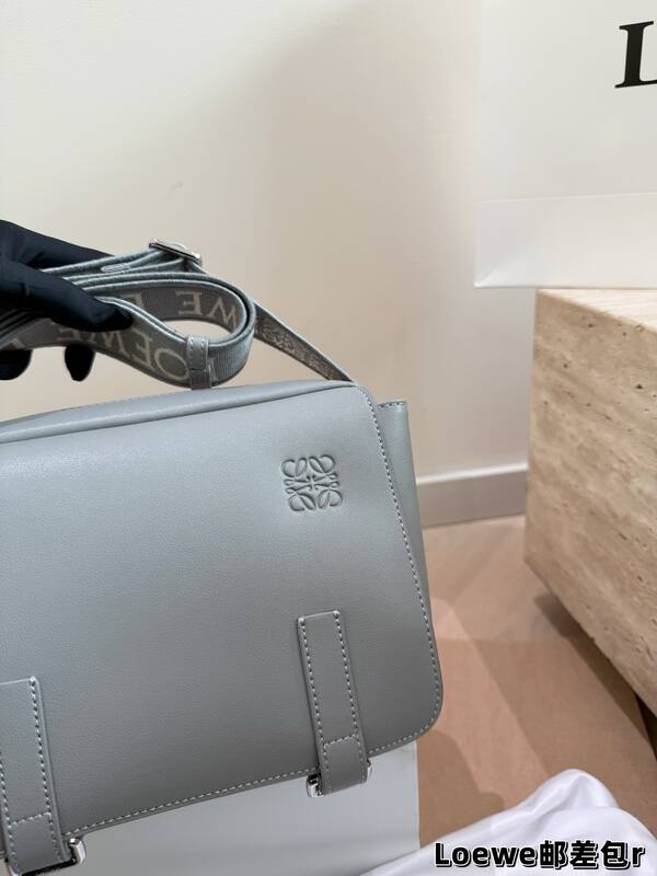 Loewe Gray shoulder bag — AAA Quality Replica