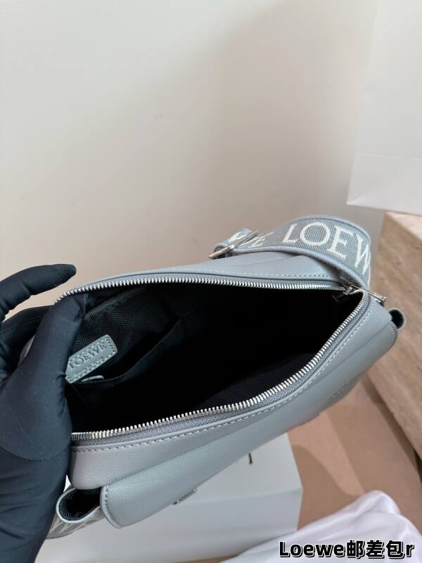 Loewe Gray shoulder bag — AAA Quality Replica