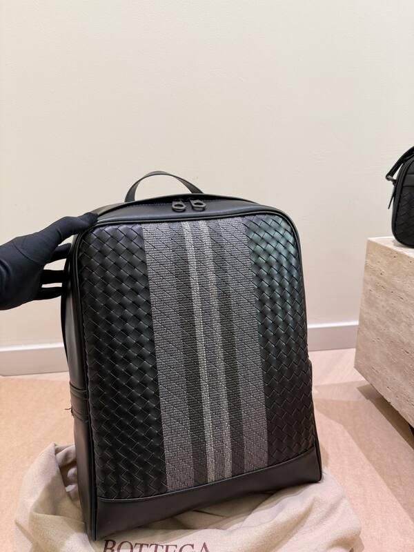 Bottega Veneta Black shoulder bag — AAA Quality Replica