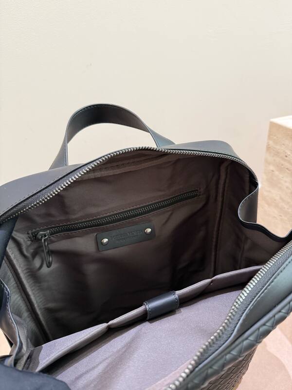 Bottega Veneta Black shoulder bag — Premium Replica