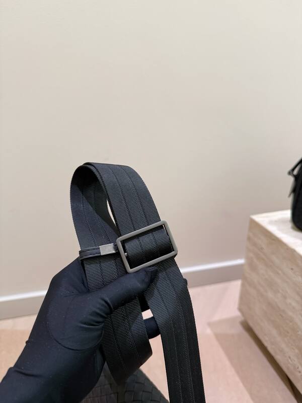 Bottega Veneta Black shoulder bag — AAA Quality Replica