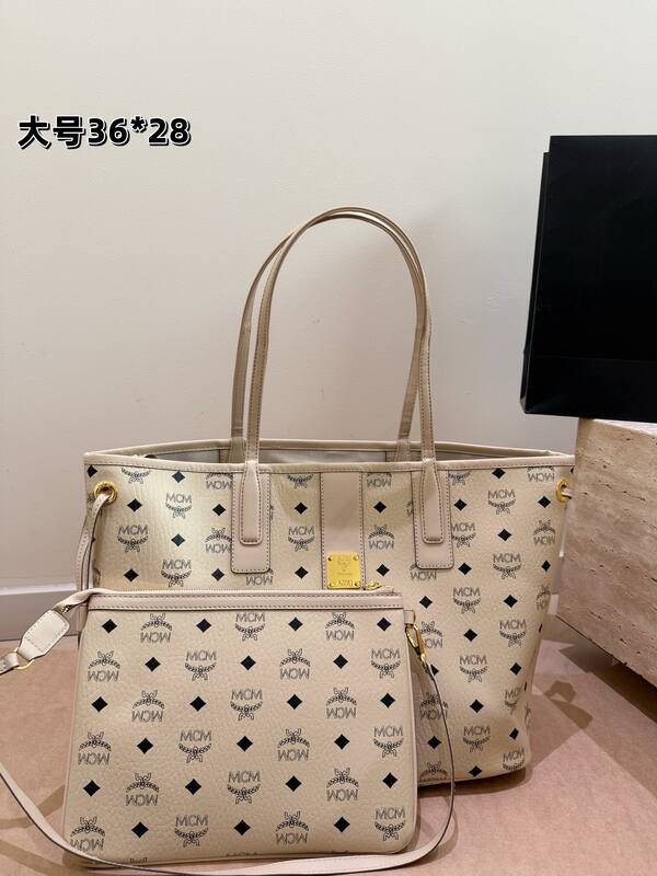 MCM Toni Beige Visetos 36*28cm tote — Premium Replica