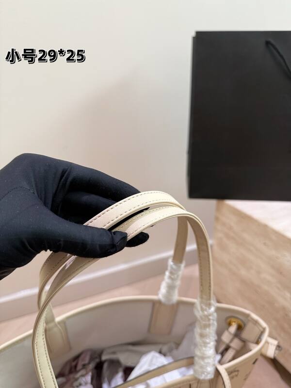 MCM Toni Beige Visetos 36*28cm tote — Premium Replica