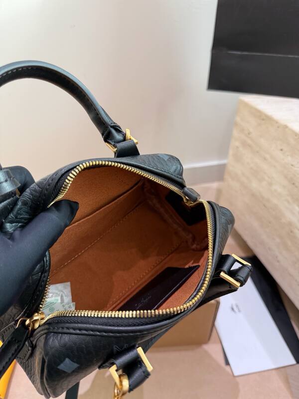 MCM Visetos shoulder bag — Premium Replica