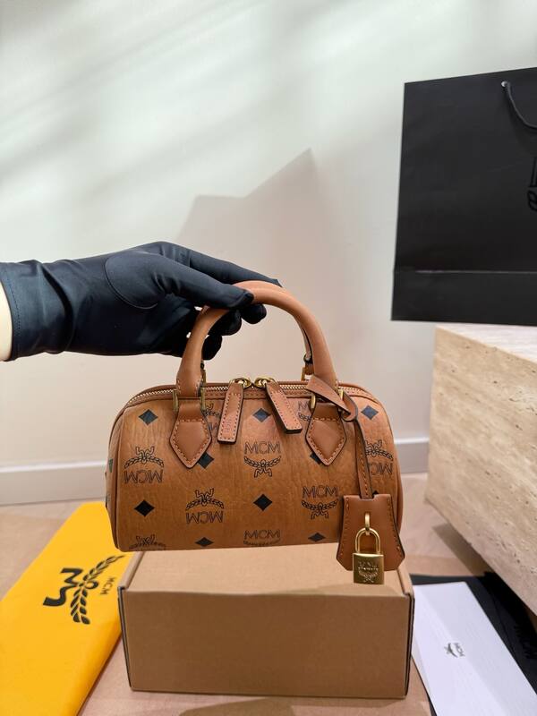 MCM Visetos shoulder bag — 1:1 Replica