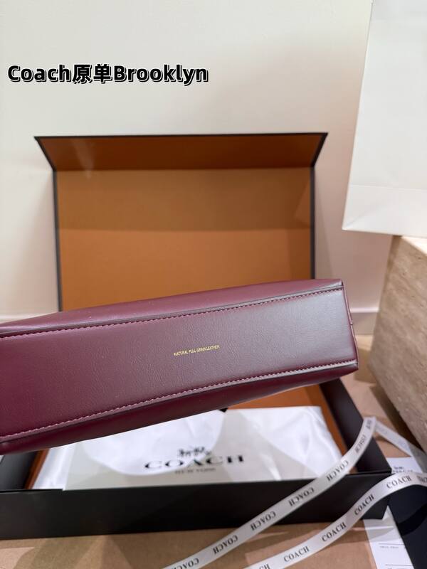 Coach shoulder bag — Top Quality Replica